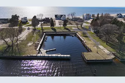 846 S Lakeshore Drive #3, Ludington, MI 49431 - Photo 16