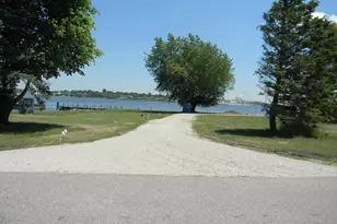 846 S Lakeshore Dr, Ludington, MI 49431 - Photo 24