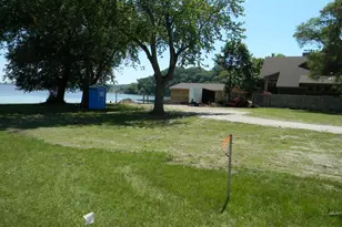 846 S Lakeshore Dr, Ludington, MI 49431 - Photo 28