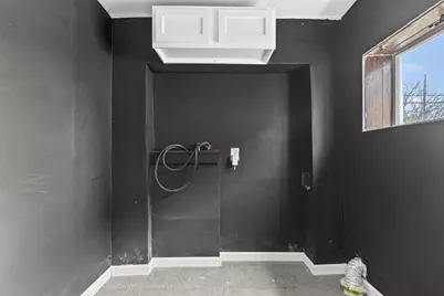 365 Kendall Street N, Battle Creek, MI 49037 - Photo 4