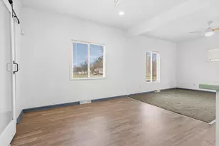 365 Kendall St N, Battle Creek, MI 49037 - Photo 12