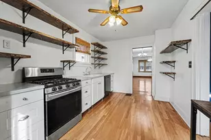 540 Woodridge St NE, Grand Rapids, MI 49505 - Photo 10