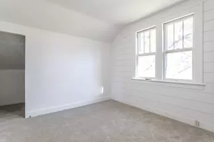 307 Ridgewood St SE, Grand Rapids, MI 49548 - Photo 12