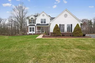 7233 N Lake Orchard Dr, Gregory, MI 48137 - Photo 2