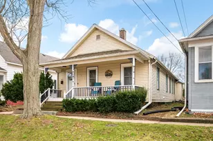 810 Hoyt St, Saint Joseph, MI 49085 - Photo 1