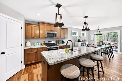 17285 Richton Drive, Nunica, MI 49448 - Photo 8