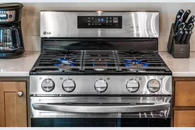 2521 Gray Wolf Way, Muskegon, MI 49444 - Photo 4