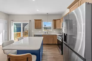 2521 Gray Wolf Wy, Muskegon, MI 49444 - Photo 6