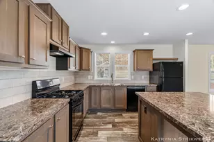 14257 Bogie Ln, West Olive, MI 49460 - Photo 2