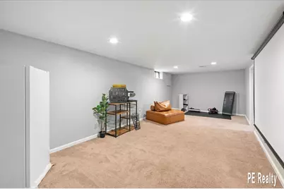 307 43rd Street SW, Grand Rapids, MI 49548 - Photo 18