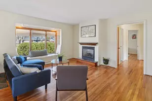 1957 Coronada Dr, Ann Arbor, MI 48103 - Photo 4