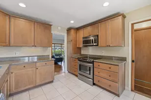 1957 Coronada Dr, Ann Arbor, MI 48103 - Photo 8