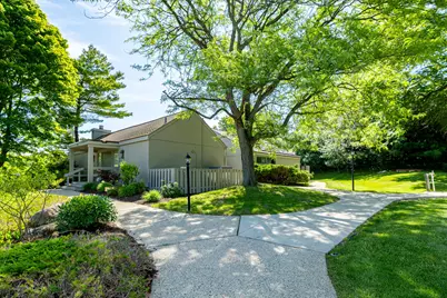 2254 Rivenoak Court #61, Ann Arbor, MI 48103 - Photo 10