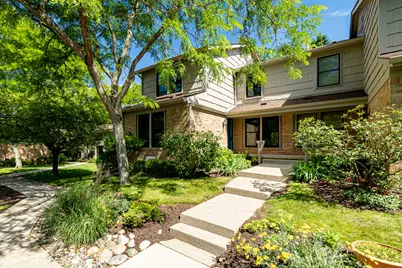 2254 Rivenoak Court #61, Ann Arbor, MI 48103 - Photo 2