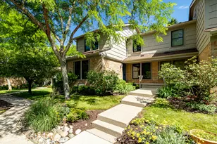 2254 Rivenoak Ct, Ann Arbor, MI 48103 - Photo 2
