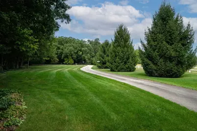 2065 W River Road, Niles, MI 49120 - Photo 4