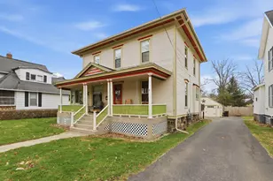 312 Perry St, Albion, MI 49224 - Photo 2