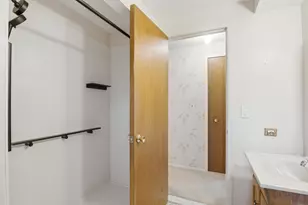 21467 Chestnut Ln, Farmington, MI 48336 - Photo 36