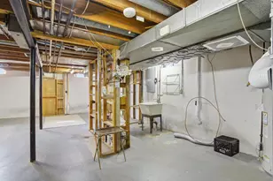 21467 Chestnut Ln, Farmington, MI 48336 - Photo 46