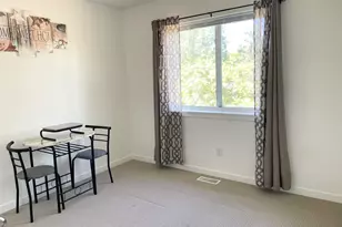 392 Harbortown Ct, Holland, MI 49423 - Photo 12