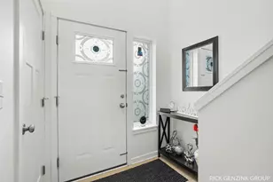 392 Harbortown Ct, Holland, MI 49423 - Photo 4