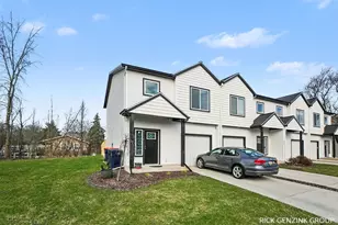 392 Harbortown Ct, Holland, MI 49423 - Photo 22