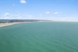 176 Harbor Dr, Ludington, MI 49431 - Photo 4