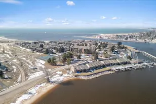 176 Harbor Dr, Ludington, MI 49431 - Photo 18