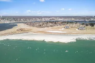 176 Harbor Dr, Ludington, MI 49431 - Photo 2