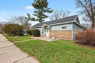 319 Fruit Street, South Haven, MI 49090 - Photo 4