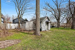 319 Fruit St, South Haven, MI 49090 - Photo 8