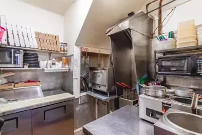 747 N Waterloo Avenue, Jackson, MI 49202 - Photo 4