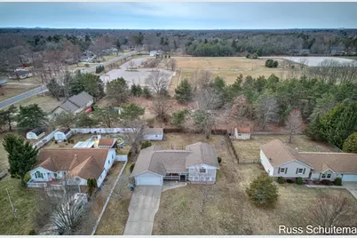 3759 W Fuller Drive, Muskegon, MI 49444 - Photo 52