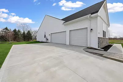 28510 Coyote Court, New Hudson, MI 48165 - Photo 6
