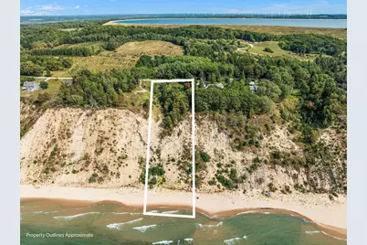 2989 S Lakeshore Drive, Ludington, MI 49431 - Photo 2