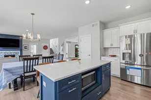 2803 Pinehill Dr, Holland, MI 49424 - Photo 4