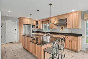 7025 Eagle Hts Dr, Mattawan, MI 49071 - Photo 14