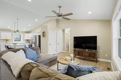 2416 Elizabeth Street, Niles, MI 49120 - Photo 10