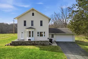 17753 Waterloo Rd, Chelsea, MI 48118 - Photo 2