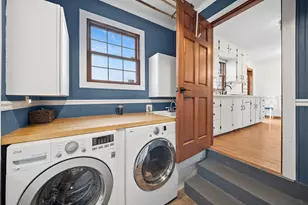 404 Sherwood Ave, Three Oaks, MI 49128 - Photo 6