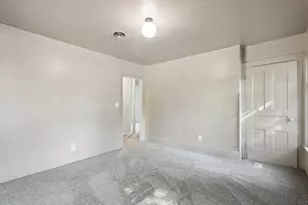 200 E Grove St, Greenville, MI 48838 - Photo 24