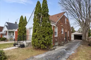 16283 Carlisle St, Detroit, MI 48205 - Photo 2