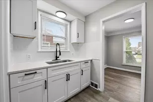 16283 Carlisle St, Detroit, MI 48205 - Photo 18