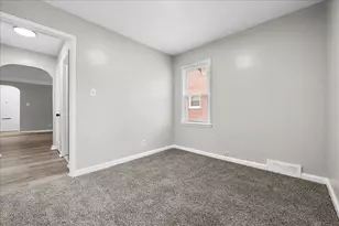 16283 Carlisle St, Detroit, MI 48205 - Photo 10