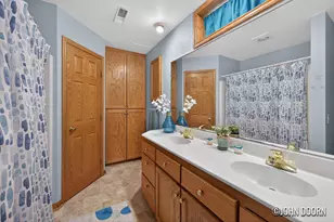 3430 Eastridge Ct NE, Grand Rapids, MI 49525 - Photo 24