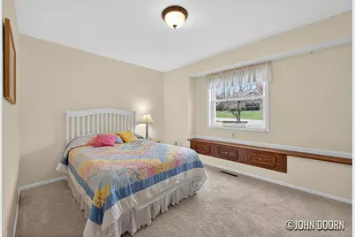 3430 Eastridge Court NE, Grand Rapids, MI 49525 - Photo 12