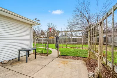 418 Larkspur Avenue, Portage, MI 49002 - Photo 32