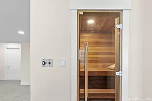 2368 Watertown Way NE, Grand Rapids, MI 49505 - Photo 26