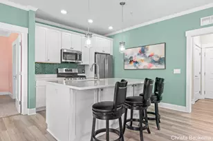 2368 Watertown Way NE, Grand Rapids, MI 49505 - Photo 8