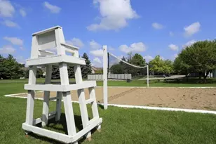 1651 Emerson Cir, Rochester Hills, MI 48307 - Photo 32